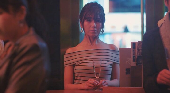 宇野実彩子のカラオケシーンに反響　矢沢永吉熱唱で「選曲渋すぎ」