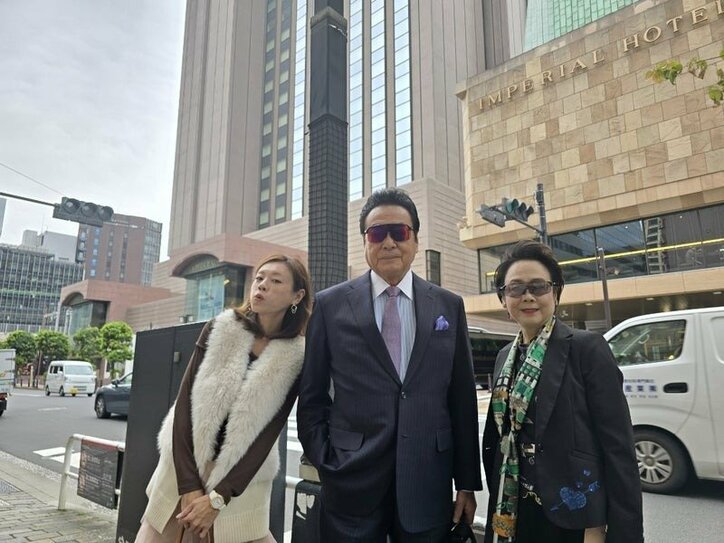 【写真・画像】高橋英樹、久しぶりの“親子デート”へ 「素敵な時間ですね」「理想の親子像です！」などの反響　1枚目