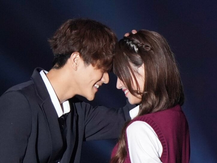 【写真・画像】『今日好き』最新カップルに大歓声！メガン（夏川メガン）＆そうま（阿部創馬）はステージの先端で可愛らしくハグ！　2枚目