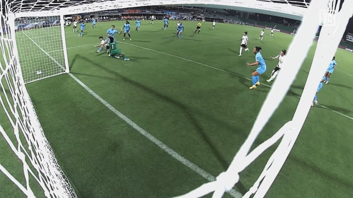 植木理子のダイビングヘッド弾