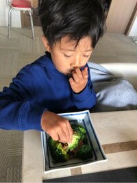 市川海老蔵、息子・勸玄くんがブロッコリー好きになったドレッシングのレシピを紹介