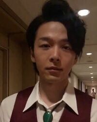 「気絶するかも…」「これは女子全滅」中村倫也のイケメンすぎる『美食探偵』オフ動画が話題