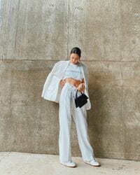 河北麻友子、引き締まったウエスト際立つへそ出しコーデ公開 ファン驚愕「スタイル神すぎ」