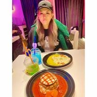 「心からの親友です」ぺえ、フェフ姉さんとセーラームーンショーレストランで“久々デート”