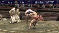 炎鵬の素早い動き