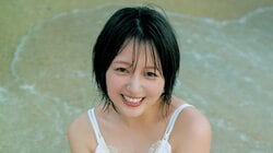 人気YouTube・こばしり。 神秘的で艶やかな美スタイル披露 『ヤンジャン』特別付録小冊子に登場