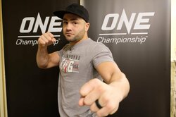 「アジアは“まだ見ぬ最強”が眠る場所」エディ・アルバレス、11年ぶりに日本でファイトに「ここには恩がある」