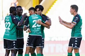 「嫁さん効果すごい」FW上田綺世の初ゴールの裏に「夫婦の絆」あり！「幸運の女神でしかない笑」とファンも“内助の功”称える！