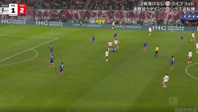 「無視してるw」佐野海舟にブチギレ！ 驚異の“ボール奪取”→相手FWがイライラしてぶん投げる「強いな」「頼もしすぎる」 3枚目