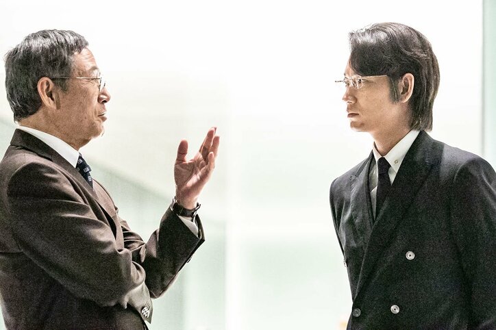綾野剛「男として見てくれた」と小林薫に感謝 ドラマ『ハゲタカ』がクランクアップ