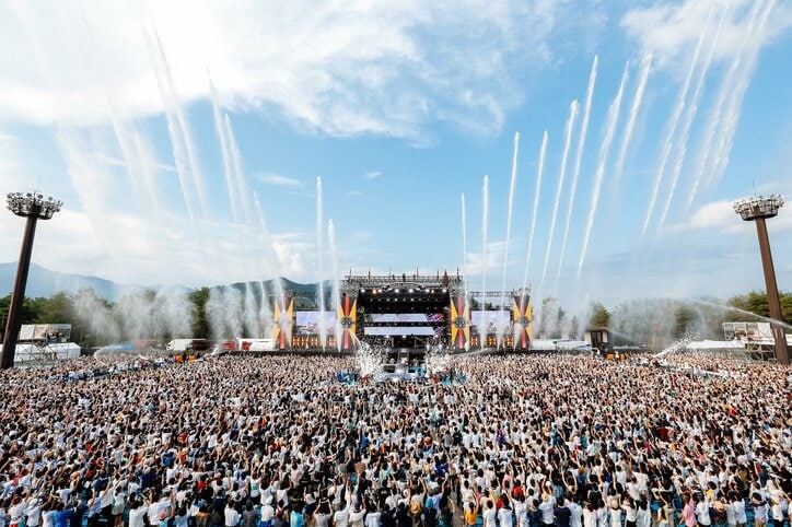 欅坂46『欅共和国』今年も大盛況で閉幕！ MCでは11ヶ月ぶりの「てち」照れ笑い