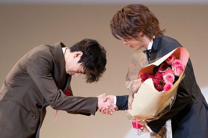 中村倫也、後輩・菅田将暉の祝辞に感激 「もっと言って」とリクエスト