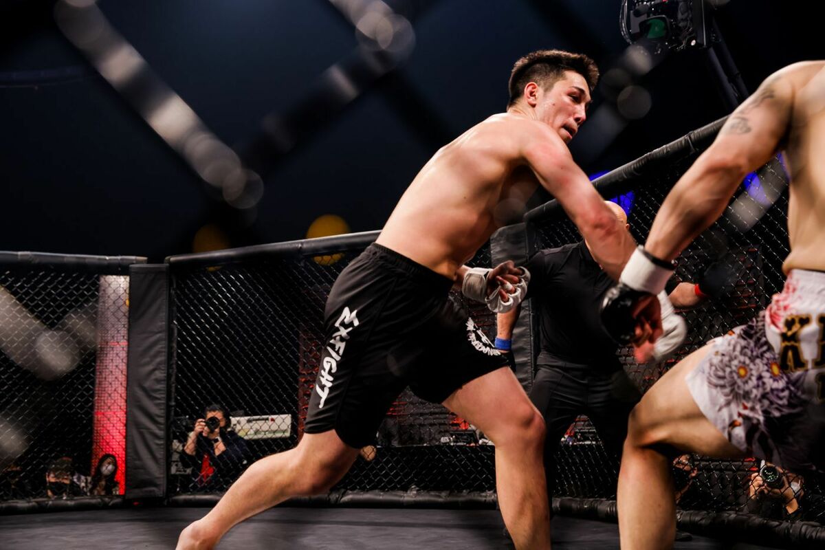 ボクシング高校“6冠” 宇佐美正パトリック、拳で切り拓く激変人生「父に