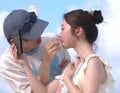 「赤ちゃんみたい！」SNSで人気のカップル、可愛すぎる彼女が彼氏に甘えまくり「取って〜」
