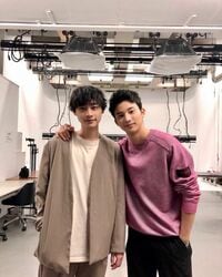 平井亜門＆高崎凌との2ショット公開「ドラ恋こんび！」「顔がいい」とファン歓喜