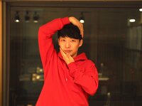 星野源、“カズニョロポーズ”を披露　小籔からは「ポピ野源」