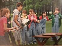 紺野あさ美、引っ越し準備で懐かしい写真を発見「楽しそう」「可愛い~!!」の声