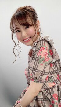 上原さくら『あらら...隠しきれない老化。笑』