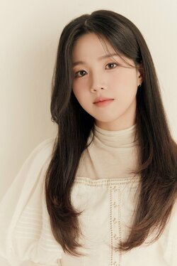 『青春スター』から誕生！“初恋の妖精”と称される韓国のシンガーソングライター、リュ・ジヒョンが待望の日本デビュー