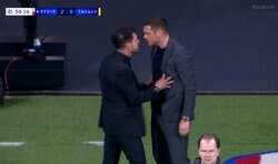 「さすが闘将シメオネw」監督vsスポーツディレクターの喧嘩勃発！ 顔近すぎ口論＆突き飛ばしの一部始終「手を出すな」など批判の声も…