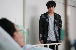 涙と鼻水にまみれ…小出恵介、小池徹平との芝居で見せた苦悶の表情と新境地 『酒癖50』最終回の熱すぎる演技合戦