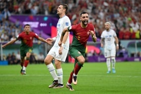 ポルトガルが連勝で決勝トーナメント進出！…B・フェルナンデス2発でウルグアイを下す