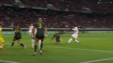 日本代表・鈴木唯人がフライブルク加入後初ゴール！“神ムーブ”からの高速ダイレクトシュート炸裂の瞬間