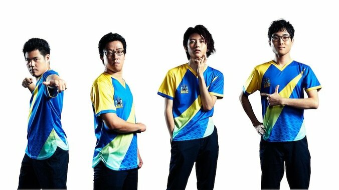 新チーム「AXIZ」と「横浜 F・マリノス」公式戦初試合『RAGE Shadowverse Pro League』セカンドシーズン 4枚目