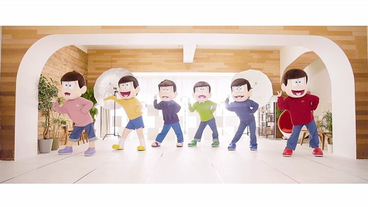 TVアニメ「おそ松さん」6つ子の“トト恋ダンス”MVが公開！ 全力で愛をアピール