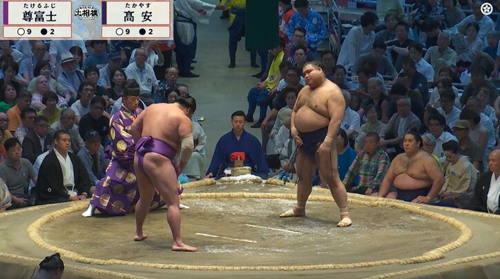 藤井アナも「いや、これは…」と困惑した立ち合い