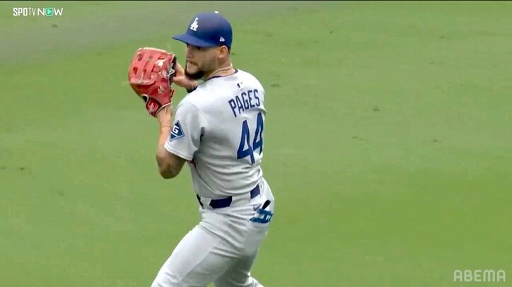 【写真・画像】大谷翔平、松井裕樹との対戦前にも忘れなかった“礼儀” 敵地大ブーイングも…大谷らしさ溢れる“仕草”「気持ち入りそうだけどすごく冷静」　1枚目