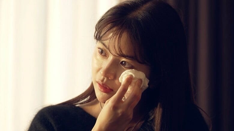 「借金した父が私からもお金を…」 母子家庭で育った27歳人気モデル、理想の結婚相手に婚活のプロ「心が温かいのと家庭的かは別」