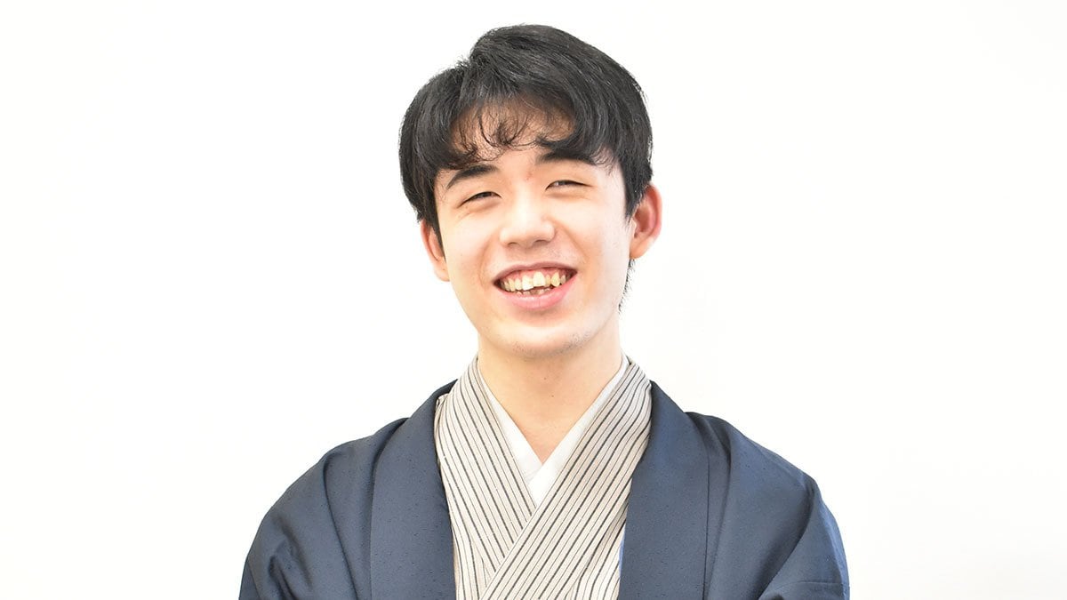 将棋・藤井聡太、渡辺明から名人位を奪取！ 史上初の8冠制覇に