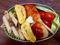 宮崎謙介『初の試み弁当』