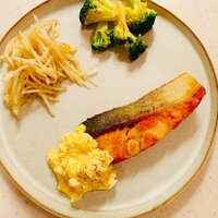 遼河はるひ『おうちご飯。。。』