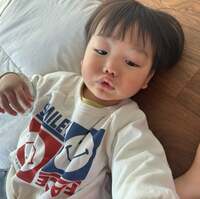 桃『じーが6週間ぶりにゴーグルを外して目の検査に…!』