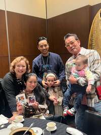 キャシー中島『今日はななちゃんの誕生日のお祝い』