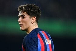 バルサのトップチーム登録が無効となったガビ、背番号が30番に戻る…6番の“継承”はお預けに