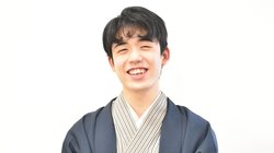 藤井聡太竜王・名人の圧倒的な成績 通算勝率8割超に数々の最年少記録も 年度別成績まとめ