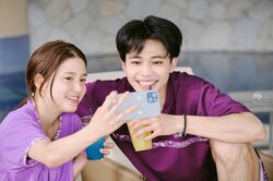 中田圭祐と川島海荷が岩盤浴デートで急接近！中田の独特なアプローチに三浦翔平は思わず「下手くそか（笑）」とツッコみ『私たち結婚しました』第5話