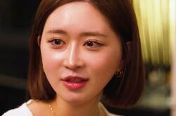 「一回顔剥がしてるから感覚ない」整形総額1000万円の23歳美女、術後の違和感明かす