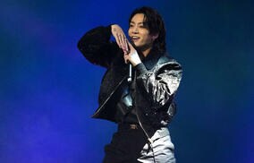 「どうかケガをしないように！」開会式が話題のBTS・ジョングク、韓国代表を激励し記念撮影「結果を残して欲しい」