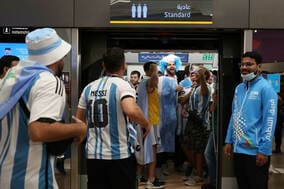 【W杯】「揺れることもない」　大会を陰で支える“Made in Japan”のメトロが利用者から大絶賛の訳