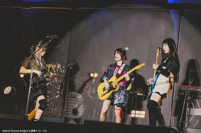 【写真・画像】【セットリスト掲載】『バンドリ！』×『ガルクラ』、夢の対バンライブ！「RAISE MY CATHARSIS」公演レポート　3枚目