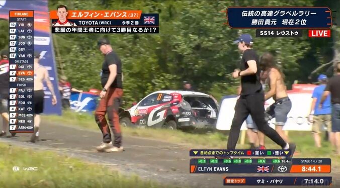 世界ラリーでトヨタのエースが大クラッシュ 車が3回転するも走行継続「思ったよりタイトで…」ドライバー不測の事態を振り返る 4枚目