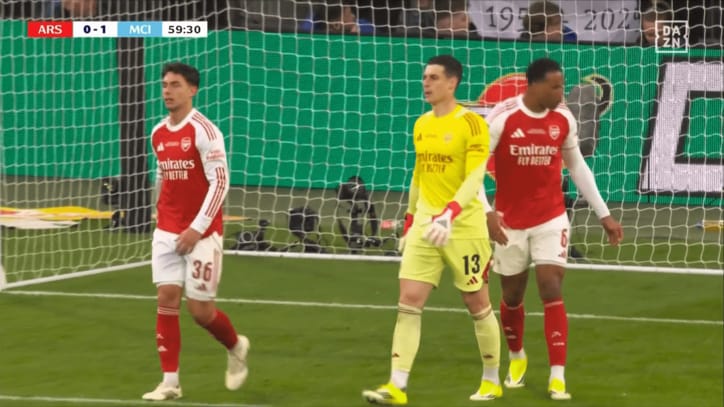 まさかのミスを犯してしまったケパ