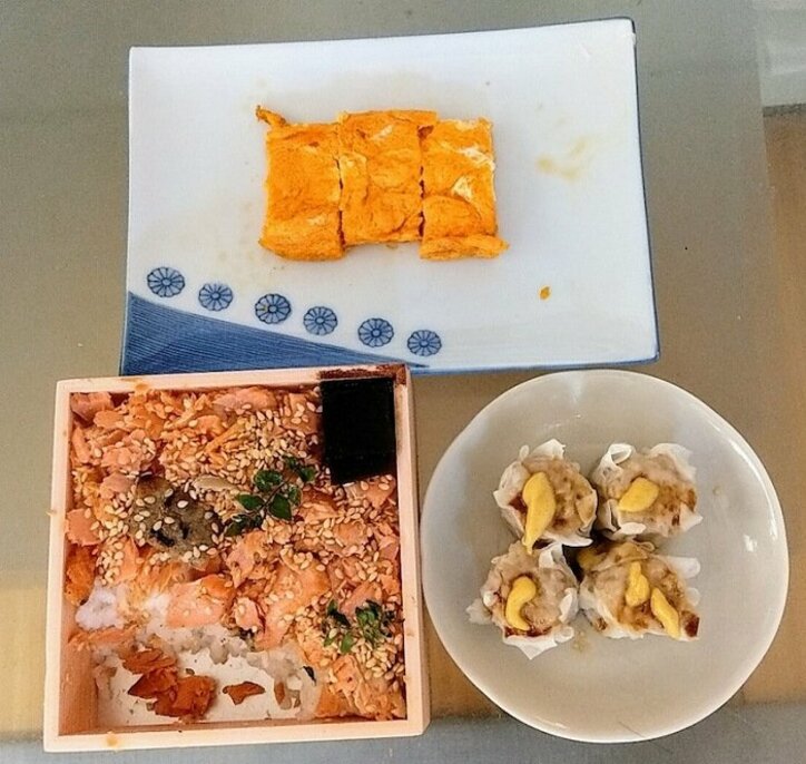 ハイヒールモモコの夫、妻がつまみ食いした弁当を公開「昨日、新品だったのに」