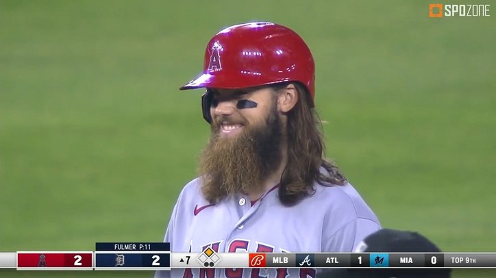 大谷翔平の同僚が“幻”の初アーチ、観客の軽率な振る舞いに「退場させろ」批判の声