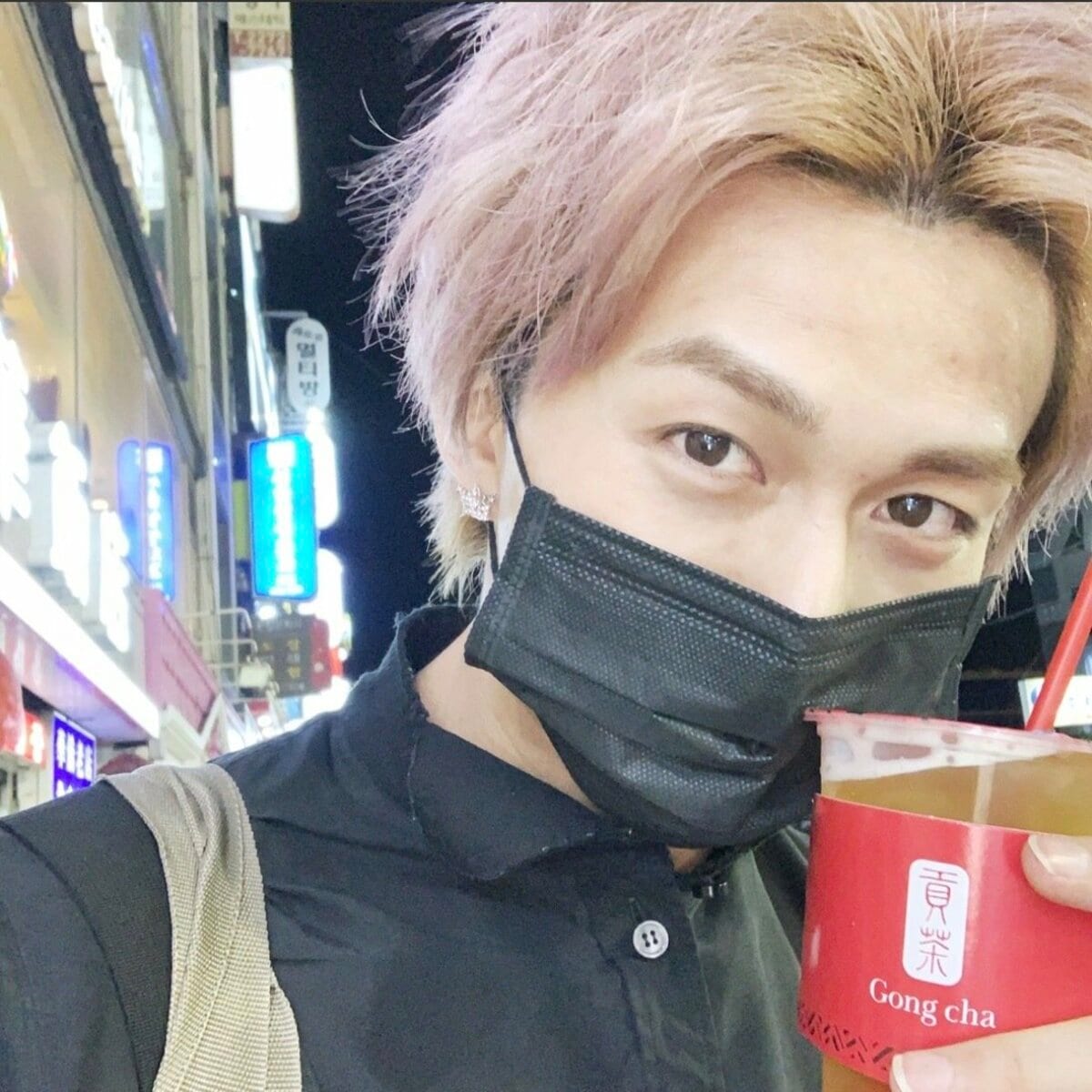 ボイメン小林豊、K-POP意識した写真披露に「カッコ良すぎ」「めっちゃ