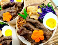 渡辺美奈代『すき焼きのお弁当』